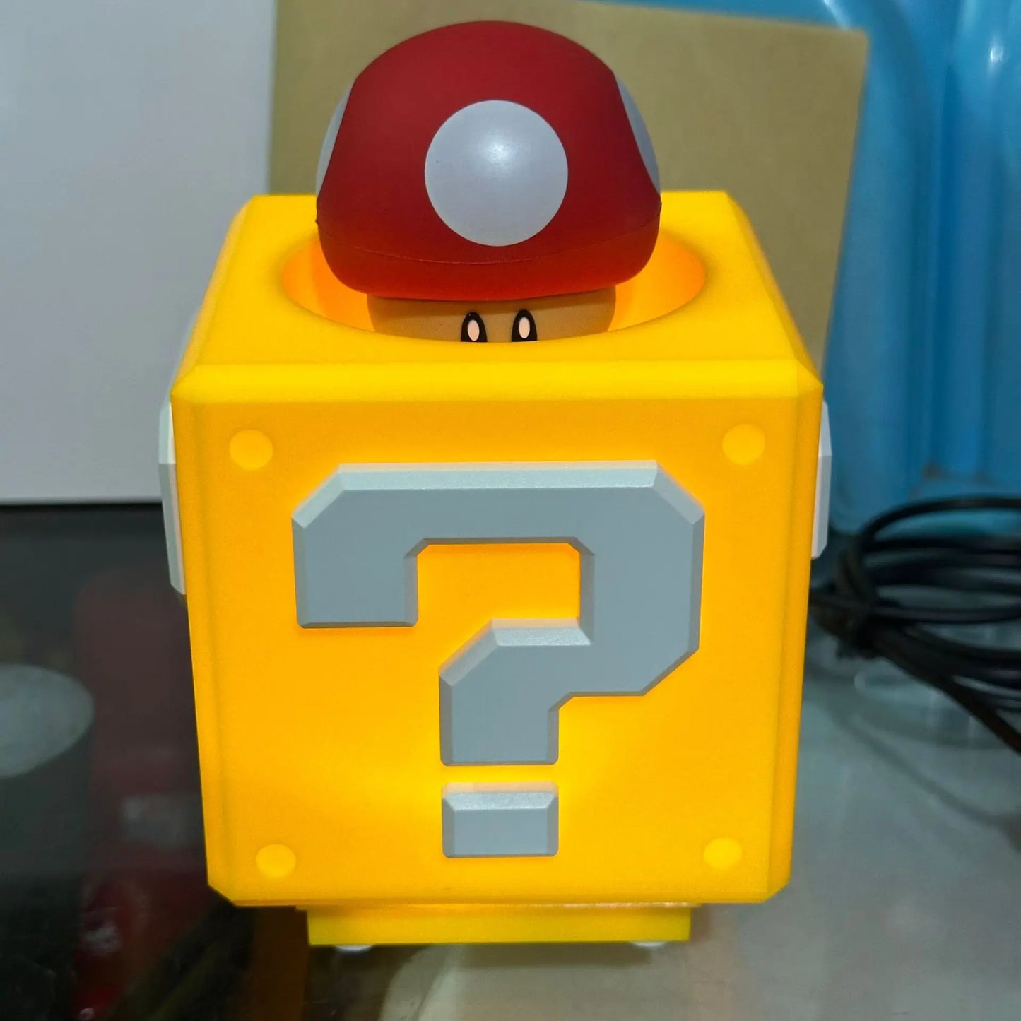 Lampe de Nuit LED Super Mario Bloc Mystère